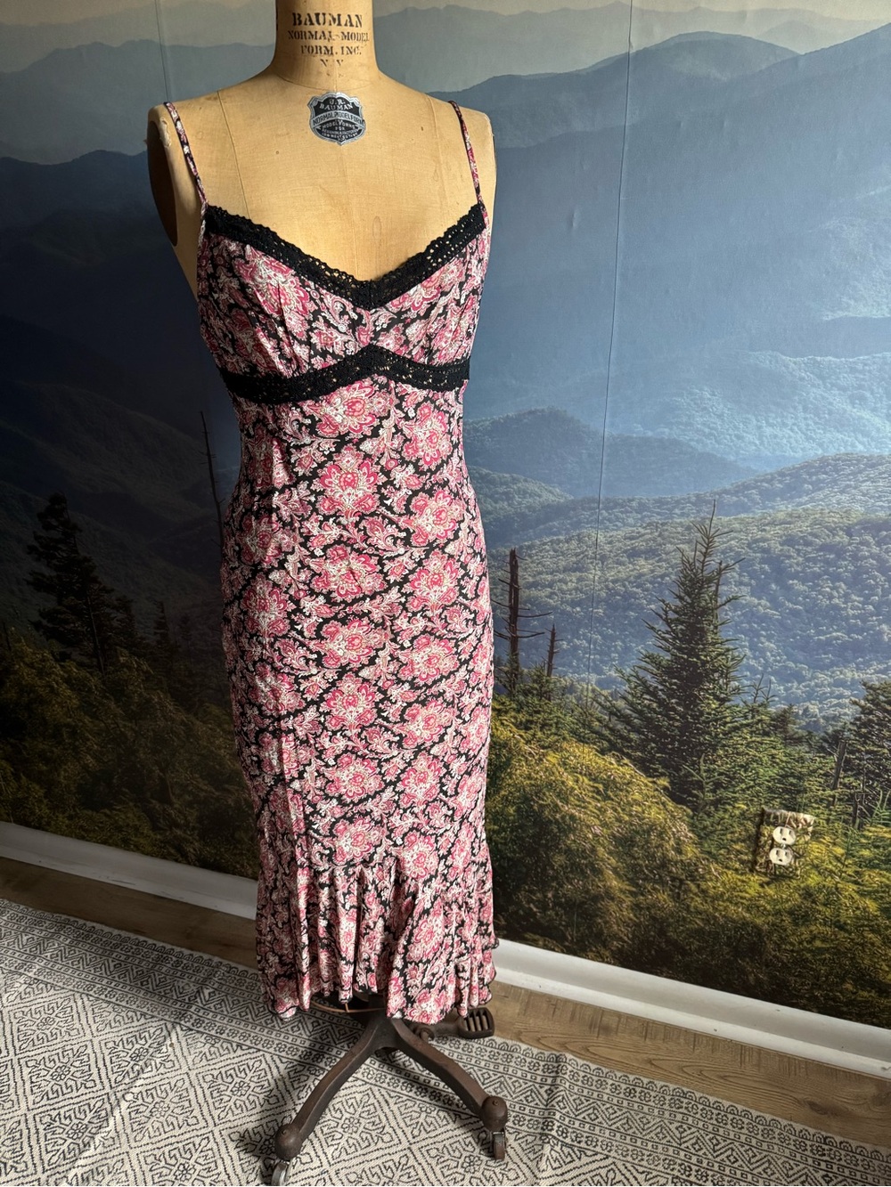 Floral vintage Rampage Lace-Trim Slip Dress -